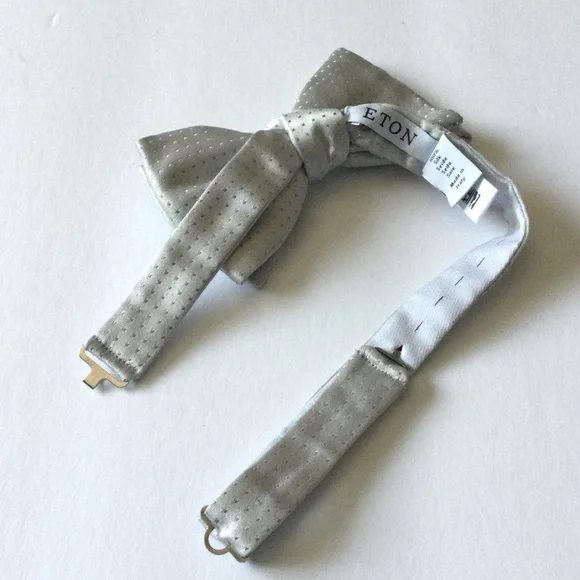 ETON MENS ETON SILK PRE-TIED BOW TIE SILVERPIN DOT TONAL PATTERN OS NWOT